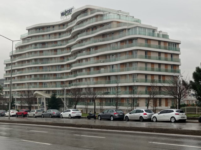 VIAPORT HOUSES & SUIT SITESINDE BÜYÜK TIP SATILIK 1+1 DAIRE