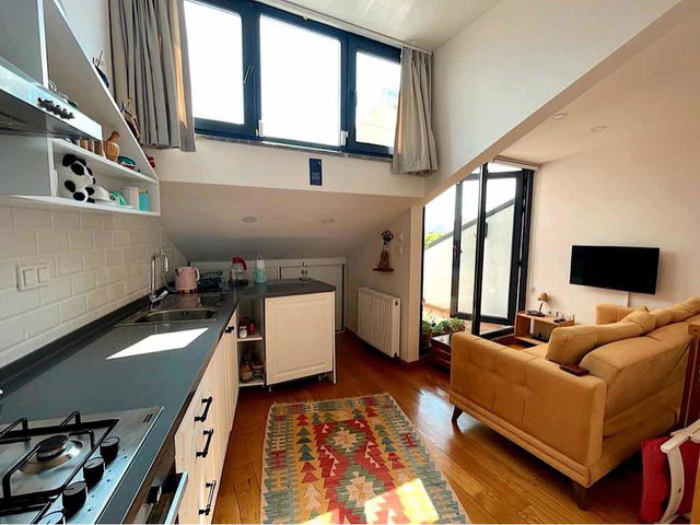 KADIKÖY’ÜN KALBİNDE EŞYALI VE MODERN HARİKA 1+1 DAİRE