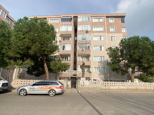 MARMARA EVLERİNDE GENİŞ & FERAH 3+1 SATILIK DAİRE