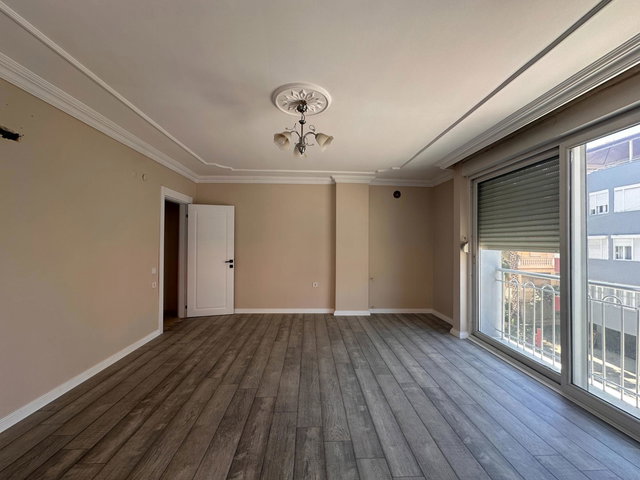 ESKİHİSARDA ARA KAT GARAJLI 3+1 SATILIK DAİRE