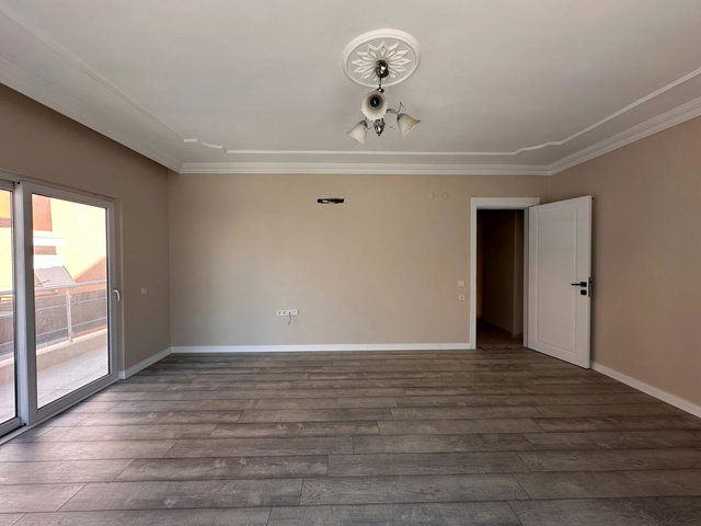 ESKİHİSARDA ARA KAT GARAJLI 3+1 SATILIK DAİRE