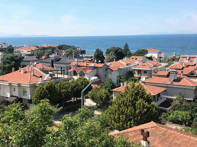 REMAX YELKEN'DEN NARLIDERE LIMAREIS TE  DENIZ MANZARALI, D..GAZLI, DUBLEX