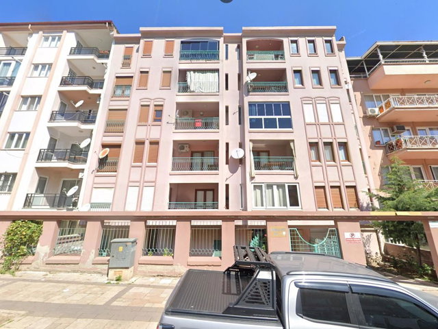REMAX MODEL DEN FORUM ÇAMLIK YAKININDA 4.5+1 SATILIK DAIRE