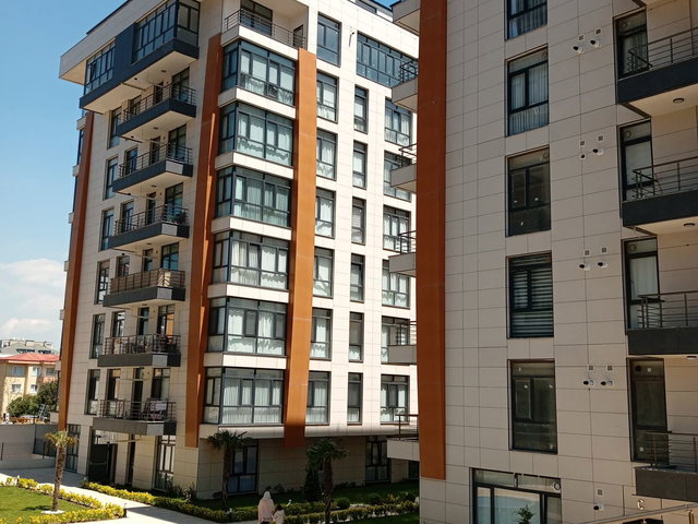 TUZLA'NIN TAM ORTASINDA FABS CİTY LİFE SİTESİNDE SIFIR DUBLEKS DAİRE