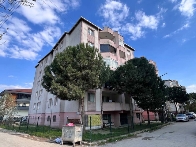 REMAX MAVİDEN TEKELERDE 3.KAT 2+1 CAMBALKONLU 100 M2 DAİRE