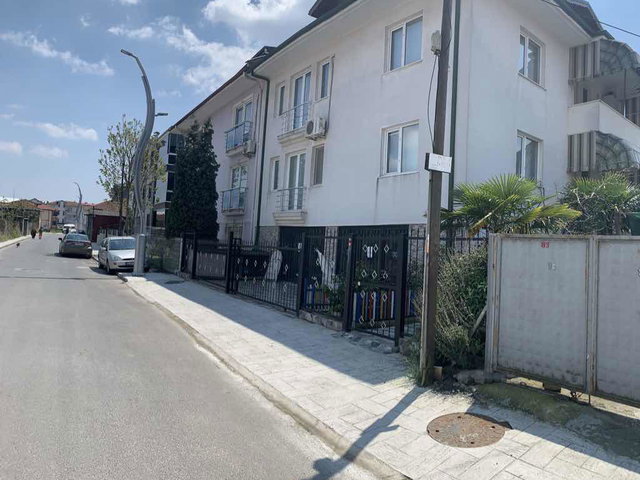 REMAX DESİGN ADAPAZARI İSTİKLAL MAHALLESİ 3+1 120 M2 ARA KAT KİRALIK DAİRE