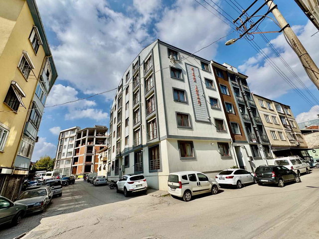 REMAX YAZ DAN HİLTON OTEL ARKASI EŞYALI KİRALIK DAİRE