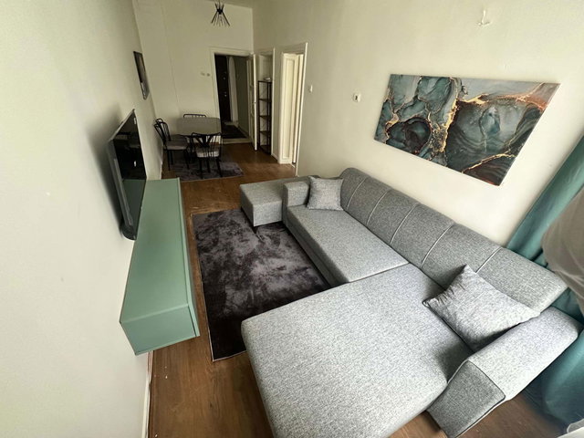 BÜLBÜLDERESI CD. ÜZERI ULAŞIMI KOLAY EŞYALI KIRALIK DAİRE