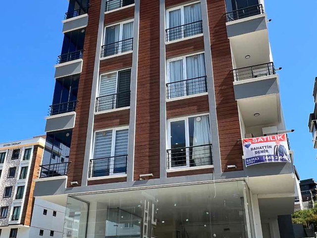 BAHATTİN'DEN HARİKA KONUMDA SATILIK 1+1 DAİRE