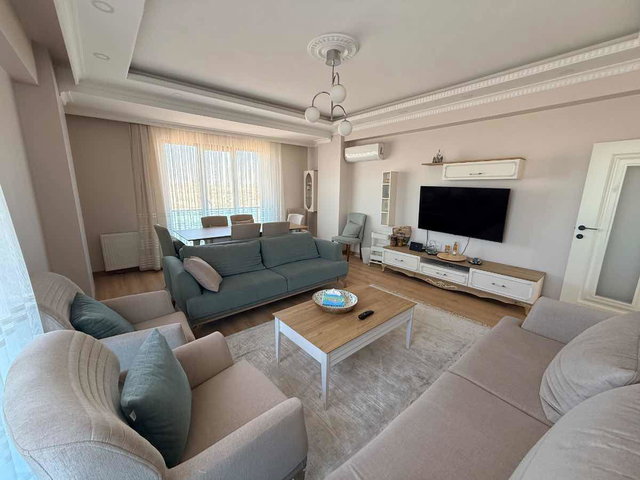 MUHTEŞEM ISTANBUL MANZARALI 6+2 DUBLEKS DAIRE