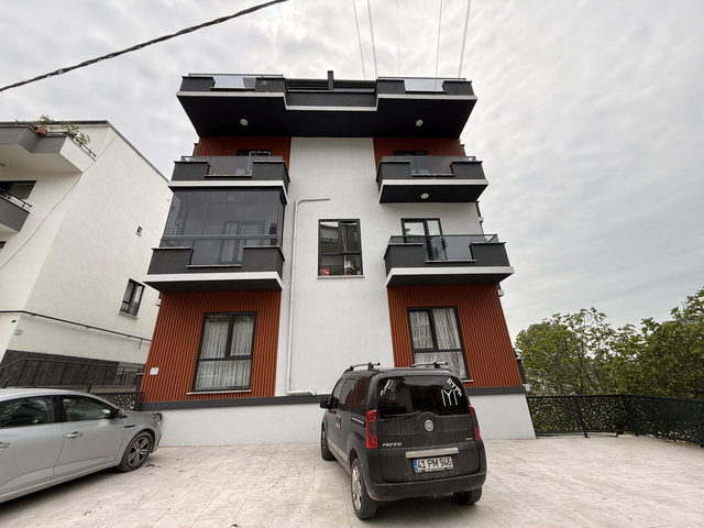 RE/MAX MYRA'DAN SATILIK 1+1 BELEDİYE'YE YÜRÜME MESAFESİNDE