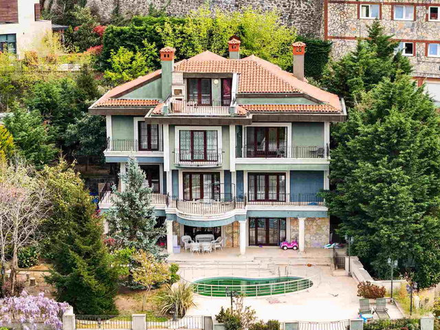 TEK YETKILI BEYKOZ KONAKLARI MANZARALI BR TIPI VILLA