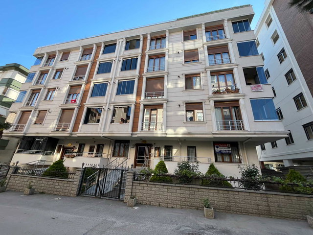 PENDİK BATI MAH. SATILIK 2+1 DAİRE KAPALI OTOPARK GENÇ BİNA