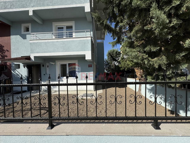 BAĞLICA GÖKÇEKENT SİTESİ YENİ YAPILI TERTEMİZ KİRALIK VİLLA