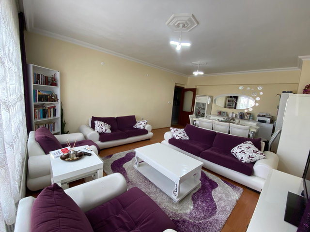 ÇAKIRLAR GÖBEK’E ÇOK YAKIN | GÜNEBAKAN SITESI | 135 M² FERAH 3+1