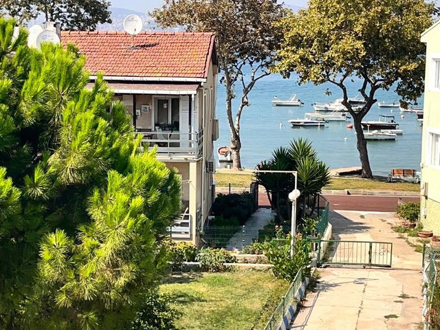 TUZLA MERCAN MANASTIR KOYUNDA BALIKÇILAR KOYU SİTESİNDE DENİZ MANZARALI DUBLEKS DAİRE