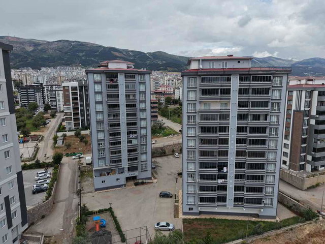 RE/MAX YENİ GAYRİMENKUL´DEN AKİF İNAN MAHALLESİN'DE MASRAFSIZ 3+1 DAİRE
