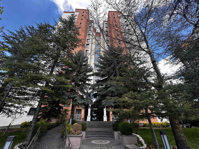 BİLKENT 3 UFUK SİTESİ 4+1 & 230 METREKARE KİRALIK DAİRE