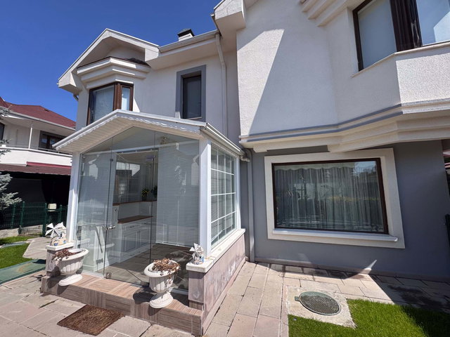 ALACAATLI ADAPARK-1 VİLLALARINDA MUHTEŞEM 5+2 SATILIK VİLLA