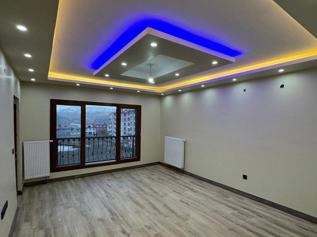 REMAX ARTIS'DEN AŞKALE TOKILERDE SATILIK 3+1 DAIRE