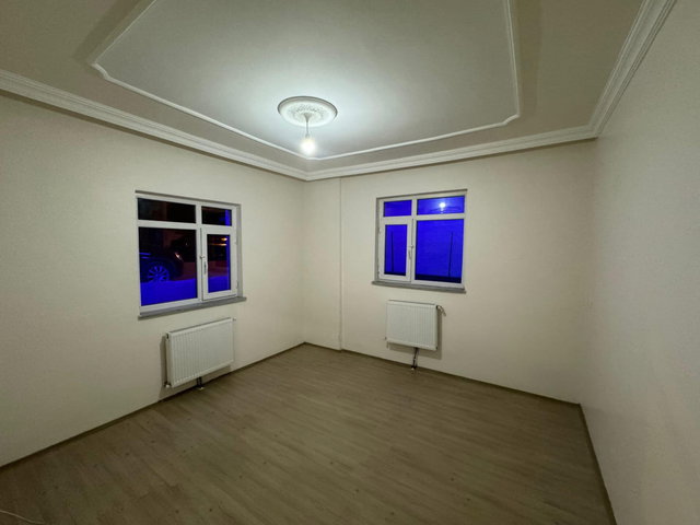 REMAX ARTIS'DEN AŞKALE'DE KIRALIK 2+1 DAIRE