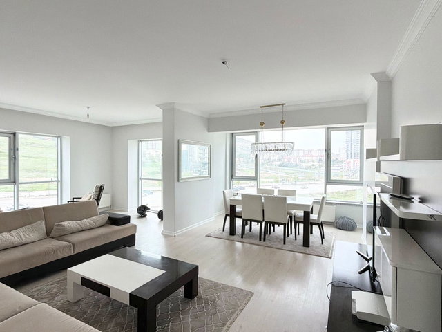 ESKİŞEHİR YOLU ÜZERİ AKMERKEZ SİTESİNDE SATILIK 4+1 DAİRE