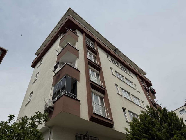 BOŞ KARTAL HÜRRİYET GENİŞ 2+1 NET 75 M2 ARA KAT OTOPARK BALKON