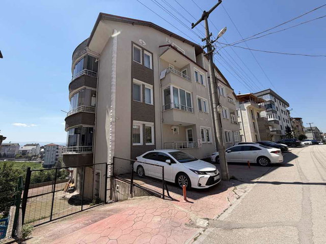 YAVUZ SULTAN MAH. 3+1 YÜKSEK GİRİŞ KAT SATILIK DAİRE