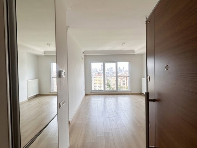 KAĞITHANE BOĞAZİÇİ LOFTTA YÜKSEK KAT 2+1 KİRALIK DAİRE