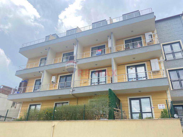 İZMİT TÜYSÜZLER'DE TERASLI EŞYALI KİRALIK 1+1 DUBLEKS DAİRE