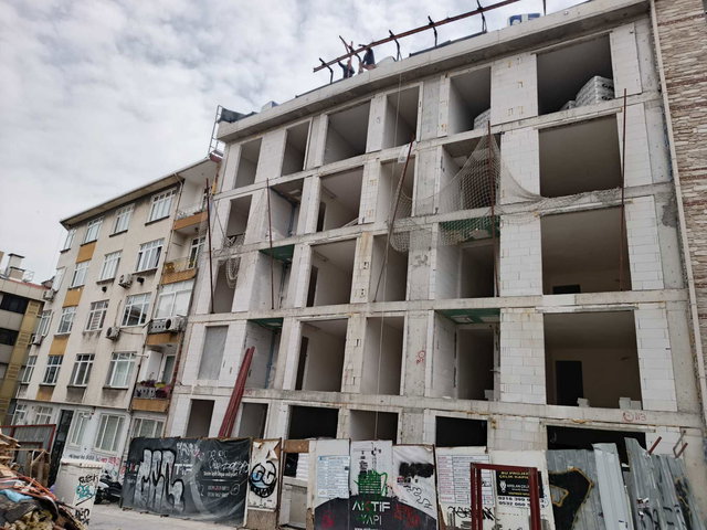 KADIKÖY, OSMANAĞA MAH. SATILIK 2+1 DUBLEKS SIFIR DAIRE
