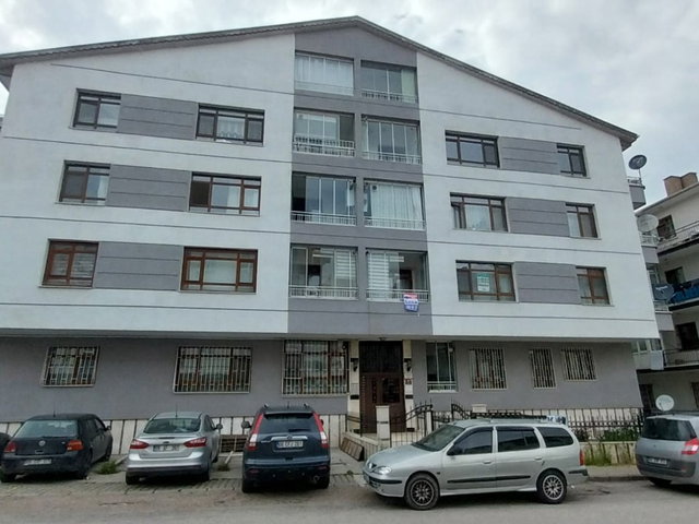 MAMAK DEMIRLIBAHÇE MAHALLESINDE 3+1 SATILIK DAIRE