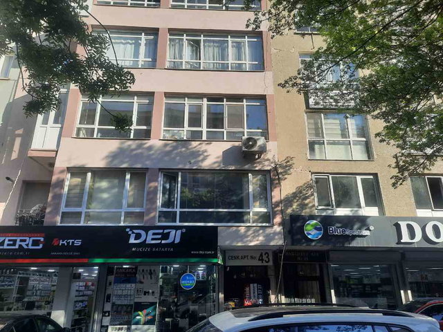 ÇANKAYA KORKUTREİS MAHALLESİ HANIMELİ SOKAK 2+1 SATILIK DAİRE