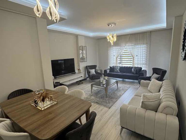 YATIRIM FIRSATI KALKANCI'DA KİRACILI 3+1, 120 M², AİLE APARTMANI