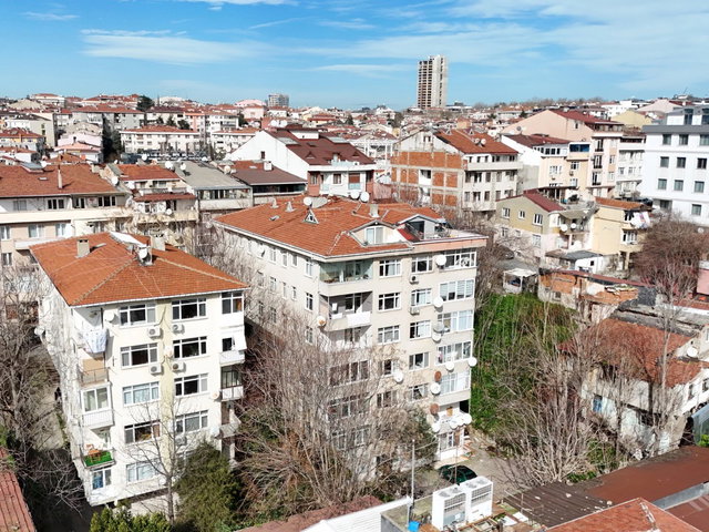 HASANPAŞA’DA SATILIK NET 75M2 BOŞ