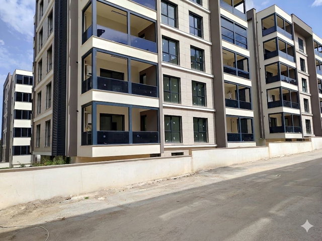 REMAX MODEL DEN ÇAMLIK DILEKEVLER SITESINDE SIFIR 3+1 KİRALIK AKILLI DAIRE