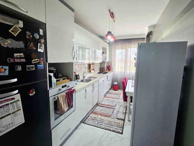REMAX ÇARK CD YAKIN 3. KAT SATILIK LÜKS DAİRE