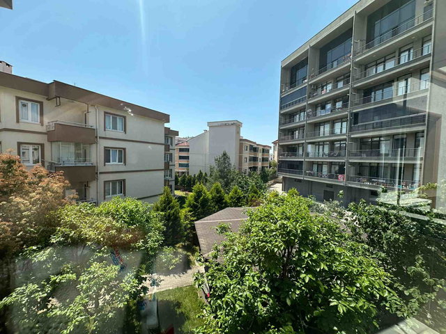 REMAX ADVANTAGE'DAN ERTUĞRUL METROSUNA YÜRÜME MESAFESİNDE TEMİZ - FERAH 3+1 KİRALIK DAİRE