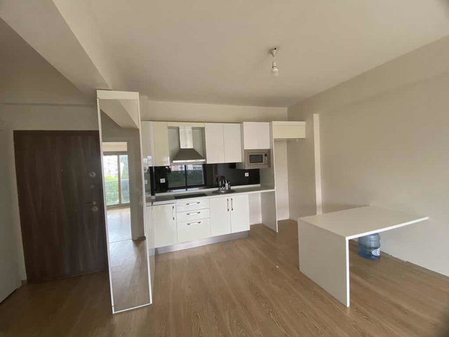 TORBALI YEDİEYLÜL MAH HAVUZLU SİTEDE KİRALIK 1+1 ARA KAT LÜKS DAİRE