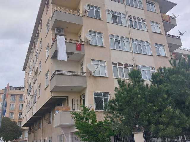 PENDİK GÜZELYALI MH GİRİŞ KAT 2+1 SATILIK DAİRE