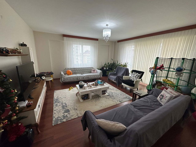 MERIT LIFE GÖL KONAKLARI 140 M2 SATILIK 3+1 HAVUZ BALKON OTOPARK