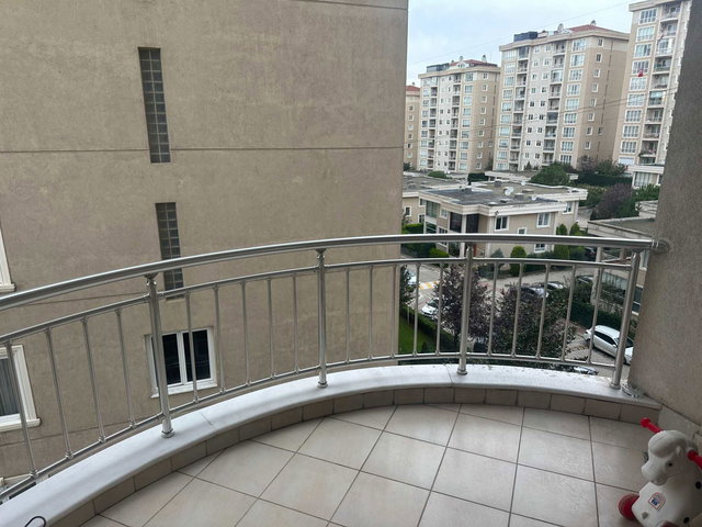 MERIT LIFE GÖL KONAKLARI 140 M2 SATILIK 3+1 HAVUZ BALKON OTOPARK