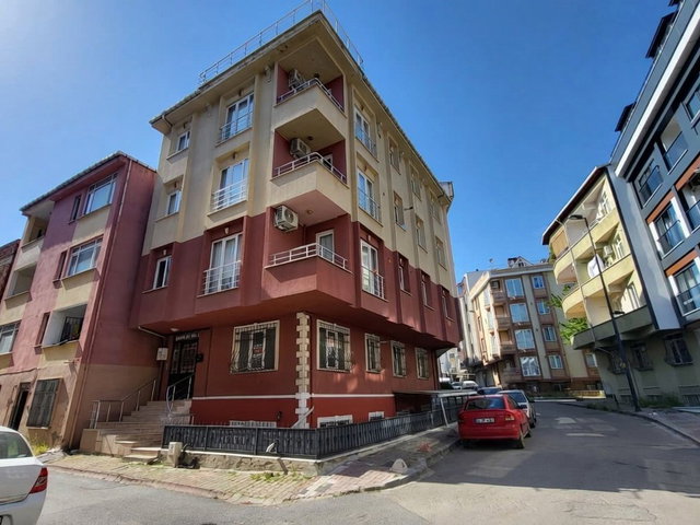 ÜSKÜDAR CUMHURİYET MAHALLESİNDE 2+1 KİRALIK DAİRE