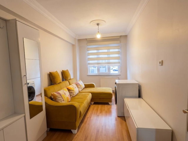 YEŞİLPINAR'DA CADDEYE YAKIN 4+2 DUBLEKS DAİRE