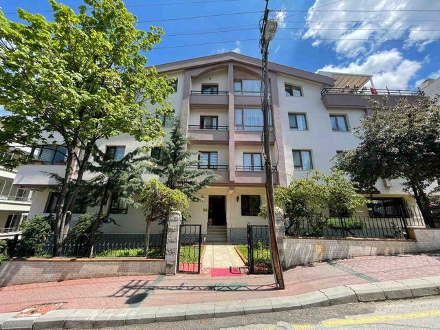 AYDINLAR MAHALLESİ CAHİT SITKI SOKAK 3+1 YAPILI SATILIK DAİRE