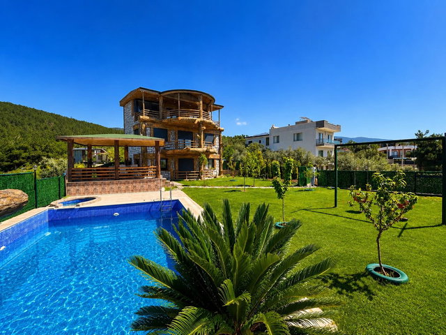 SAYGINNERGİZ TEAM – ULUCAK 545 M² ARSA İÇİNDE MÜSTAKİL 4+1