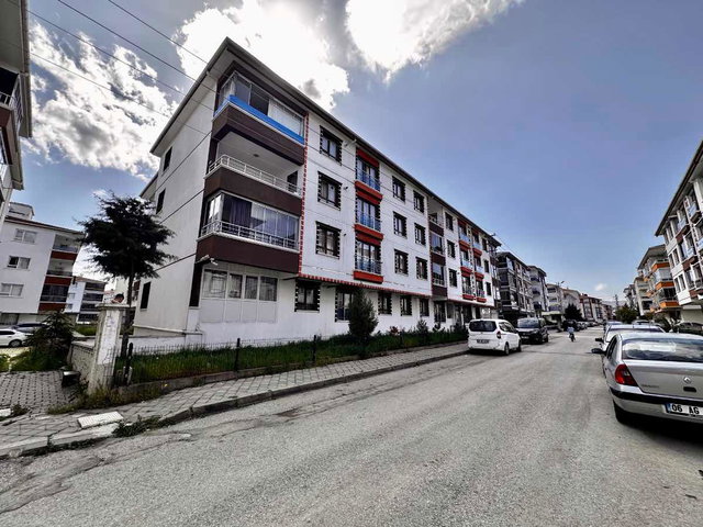 SINCAN YENIKENT MUSTAFA KEMAL MH. SATILIK 3+1 YENI DAIRE