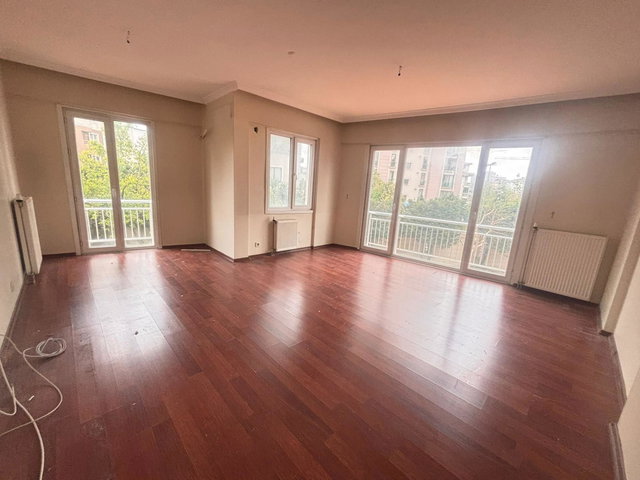 ATAŞEHİR KÜÇÜKBAKKALKÖY SİMA RESIDENCE'TA 3+1 EBEVEYN BANYOLU