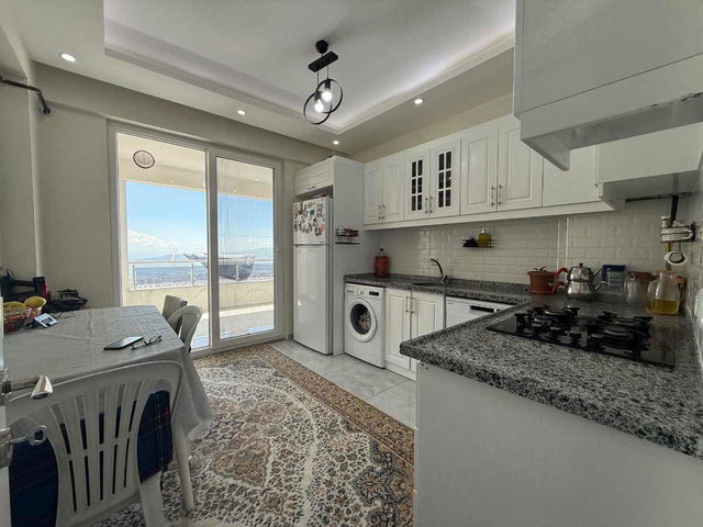 REMAX EDE'DEN KUZEYÇEVRE YOLUNDA SATILIK LÜKS 3+1