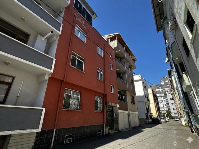KONAKLARDA KİRALIK 2+1 DAİRE